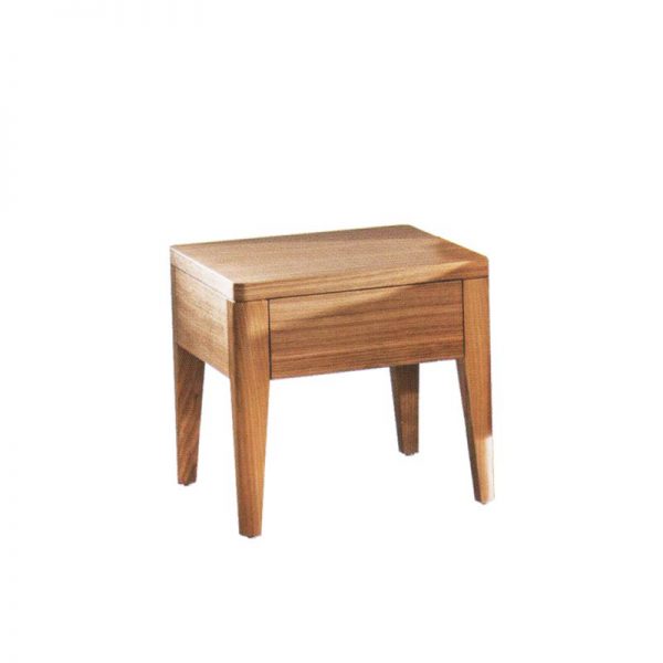 میز کوچک چوبی