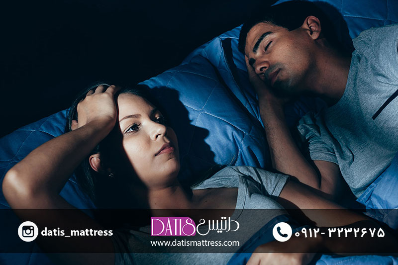زنان هنگامی که با همسرشان می خوابند نسبت به وقتی که تنها خوابیده باشند، دفعات بیشتری از خواب بیدار می شوند