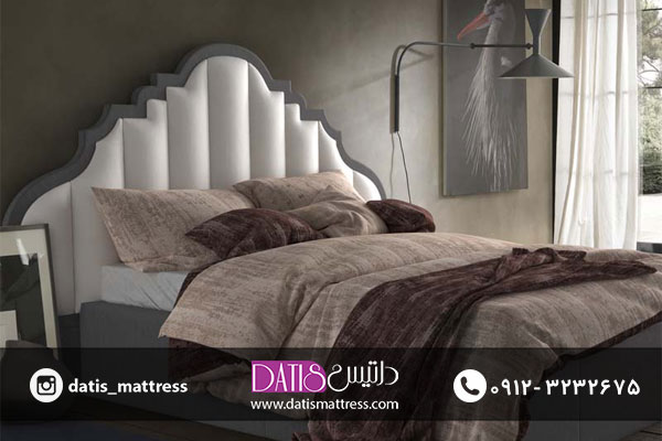 حس تجمل در این تخت خواب پارچه ای مدرن با ترکیب طراحی دوران ویکتوریایی با سبک های معاصر ایجاد شده است